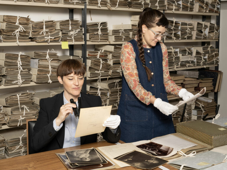 1700050897-raf-staff-di-studio