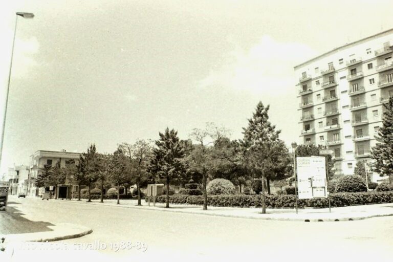 PIAZZA VERDI ANNI 80