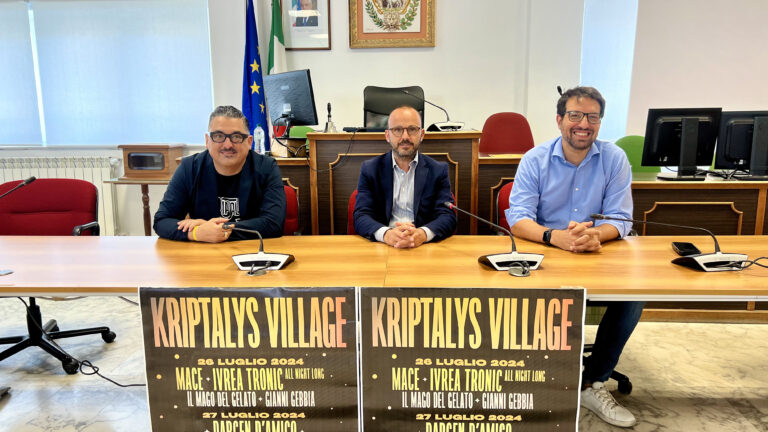242041642171O__OConferenza-Stampa-2