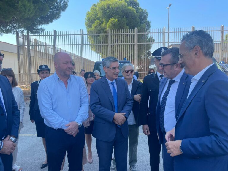 visita al carcere di bari