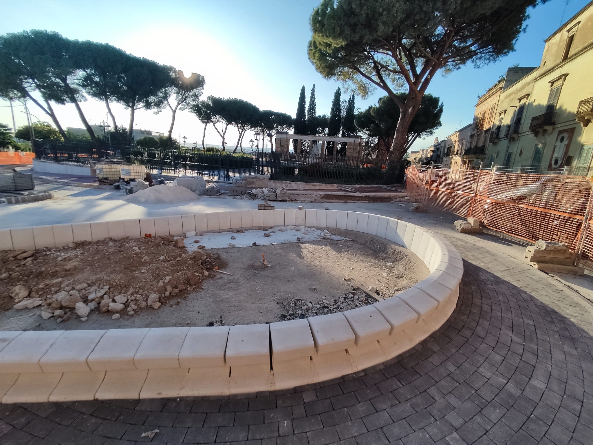 1PIAZZA IV NOVEMBRE GIUGNO