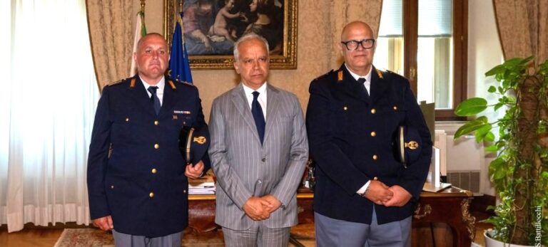 cavalo poliziotto grottaglie